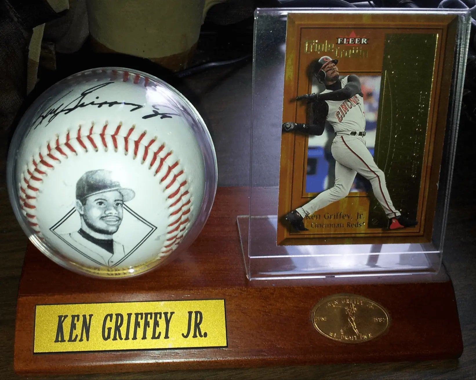 Ken Griffey Jr. Plaque with Baseball and Card,