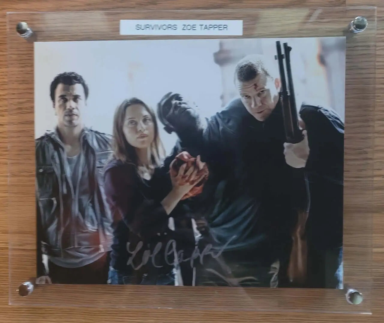 Zoe Tapper, "Survivor", Photograph, Signed